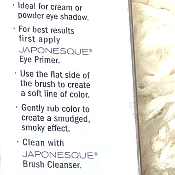NWT Japonesque Eye Smudger Brush - Picture 6 of 6